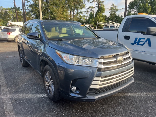 Certified 2017 Toyota Highlander XLE with VIN 5TDKZRFH7HS215965 for sale in Jacksonville, FL