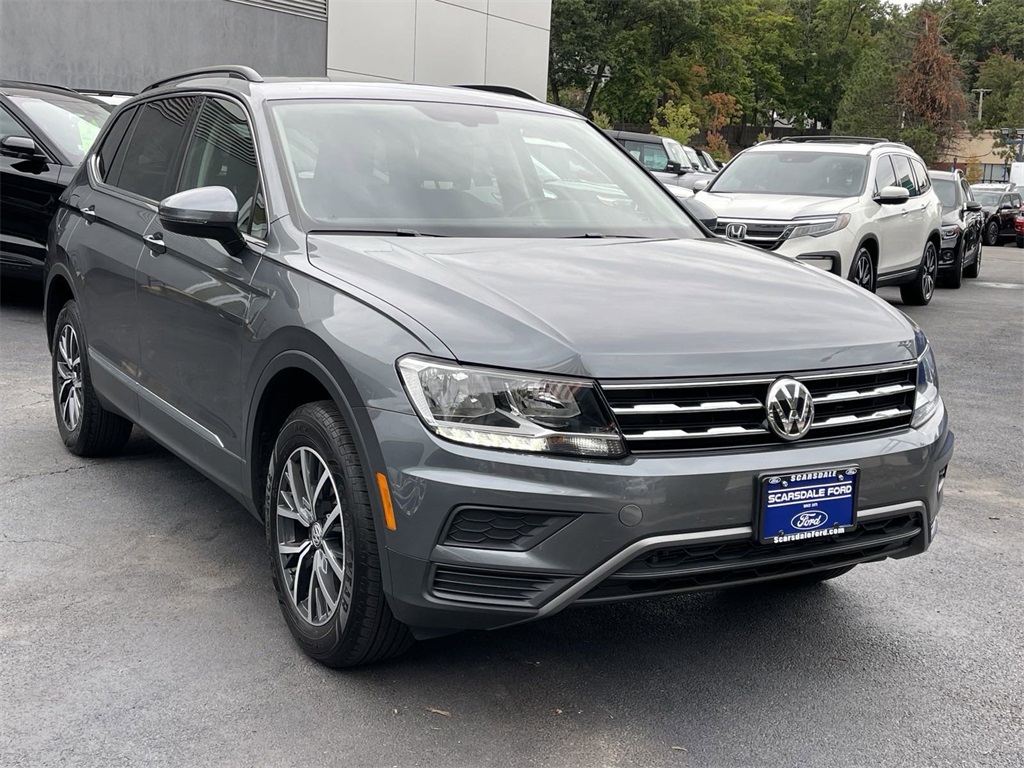 Used 2020 Volkswagen Tiguan SE with VIN 3VV2B7AX0LM166254 for sale in Scarsdale, NY