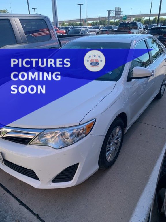 2014 Toyota Camry LE