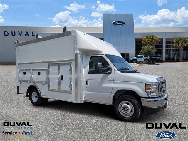 2025 Ford E-350SD Base