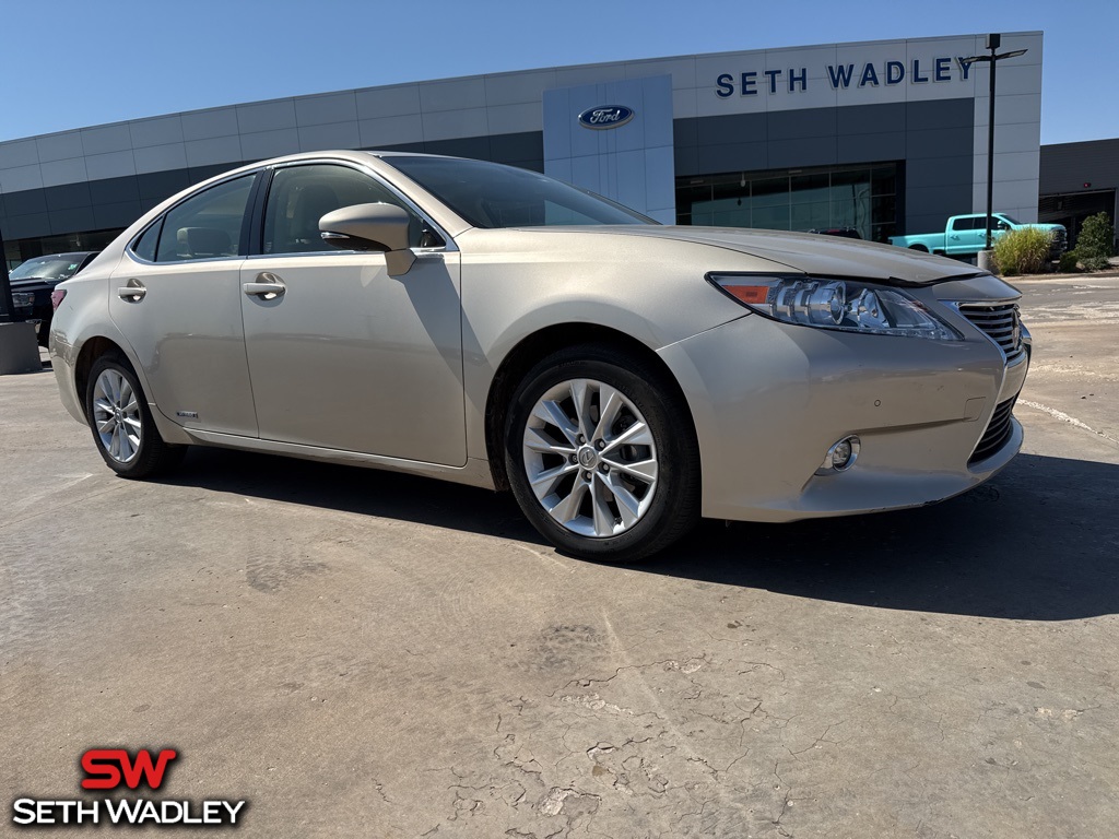 2015 Lexus ES 300H