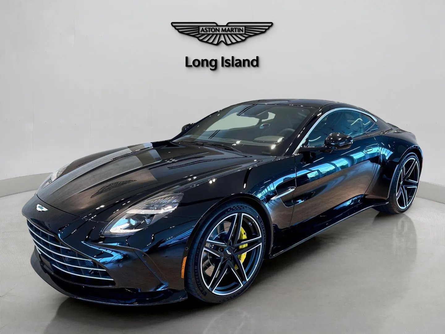 2025 Aston Martin Vantage Coupe