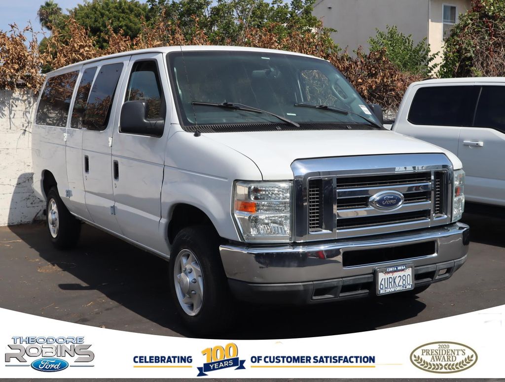 2012 Ford E-350SD XLT