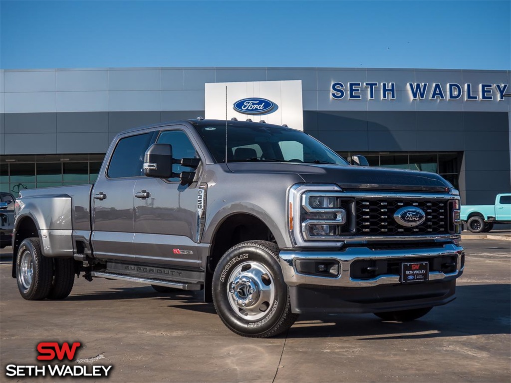 2023 Ford F-350SD LARIAT