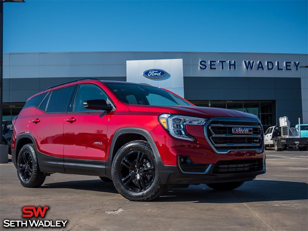 2024 GMC Terrain AT4