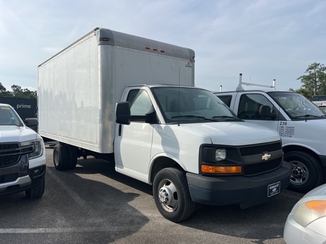 2016 Chevrolet Express Commercial Cutaway Work Van DRW