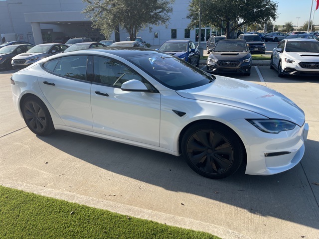 2022 Tesla Model S Base