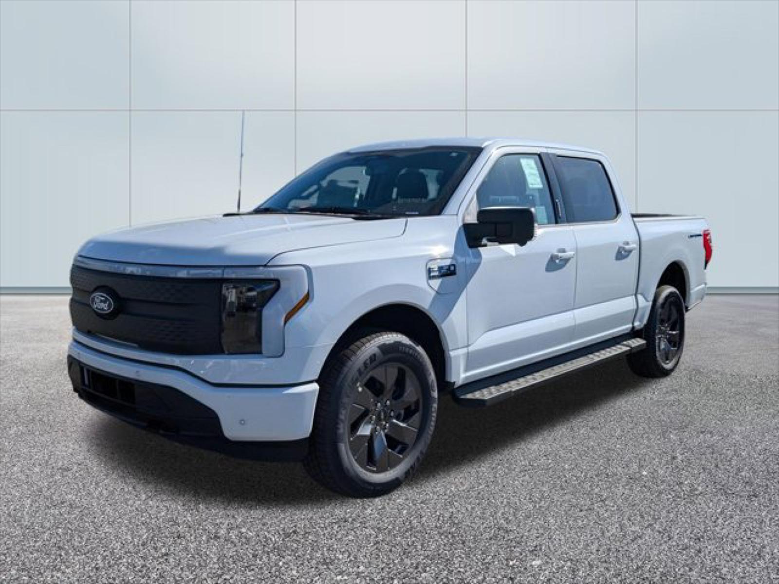 2024 Ford F-150 Lightning XLT