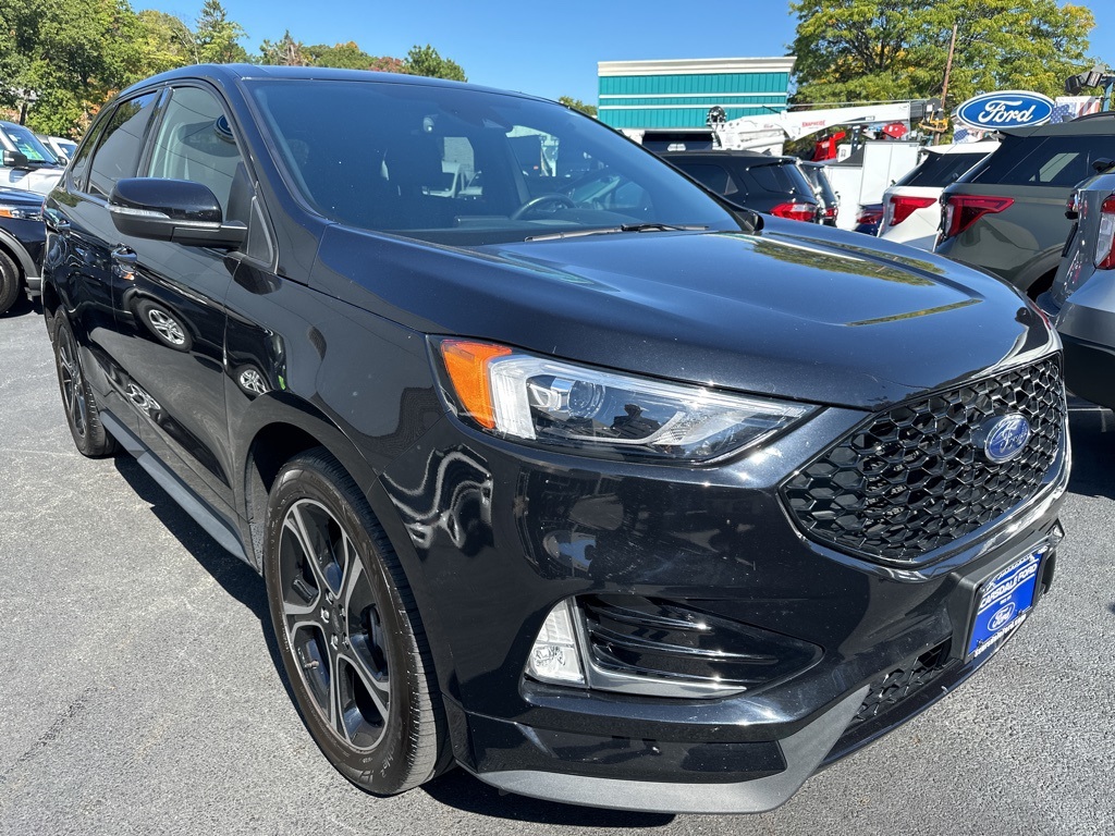 2021 Ford Edge ST