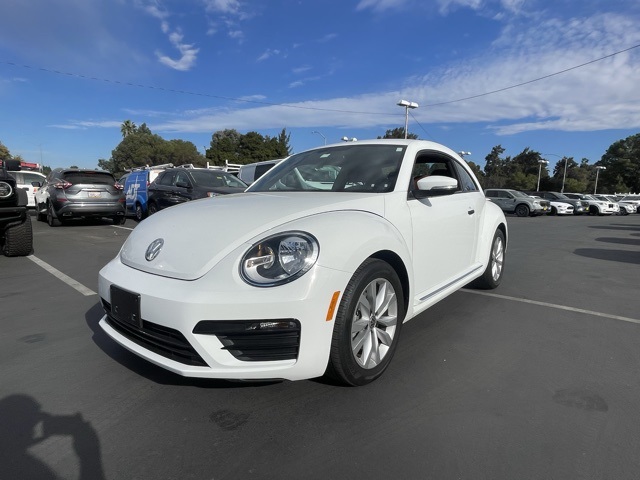 2017 Volkswagen Beetle 1.8T Classic