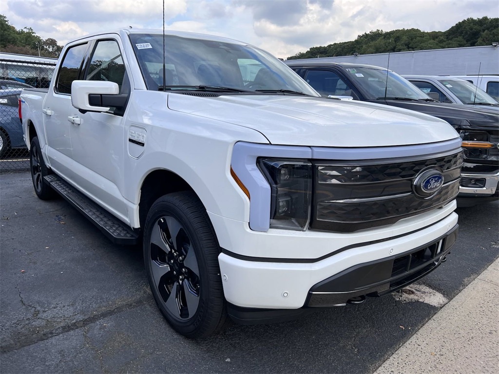 2023 Ford F-150 Lightning PRO