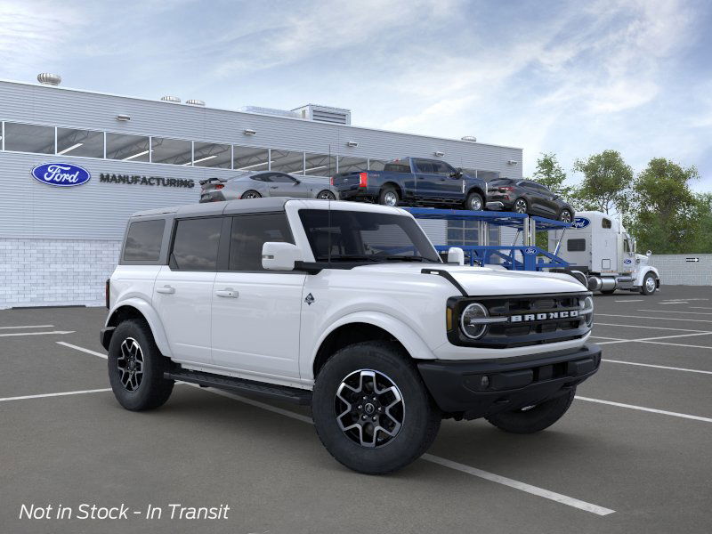 2024 Ford Bronco Outer Banks