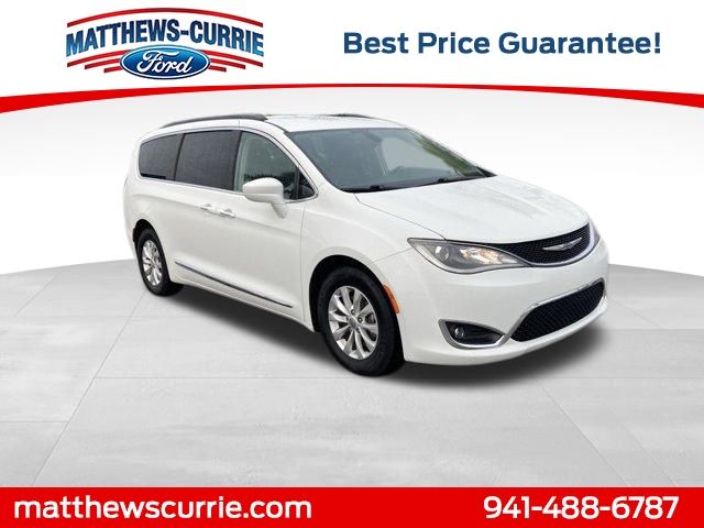 2017 Chrysler Pacifica Touring L