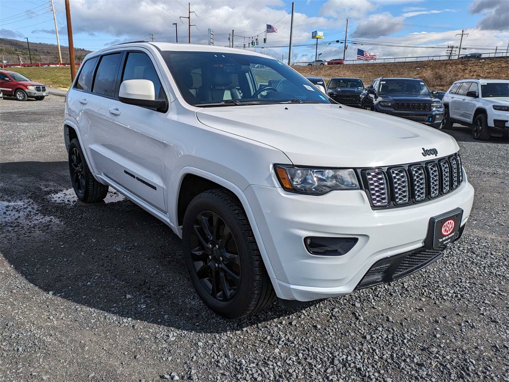 2020 Jeep Grand Cherokee Altitude