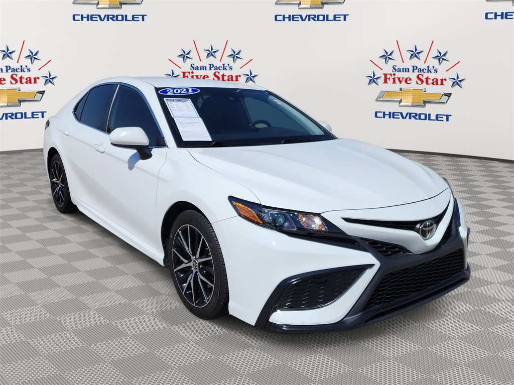 Used 2021 Toyota Camry SE