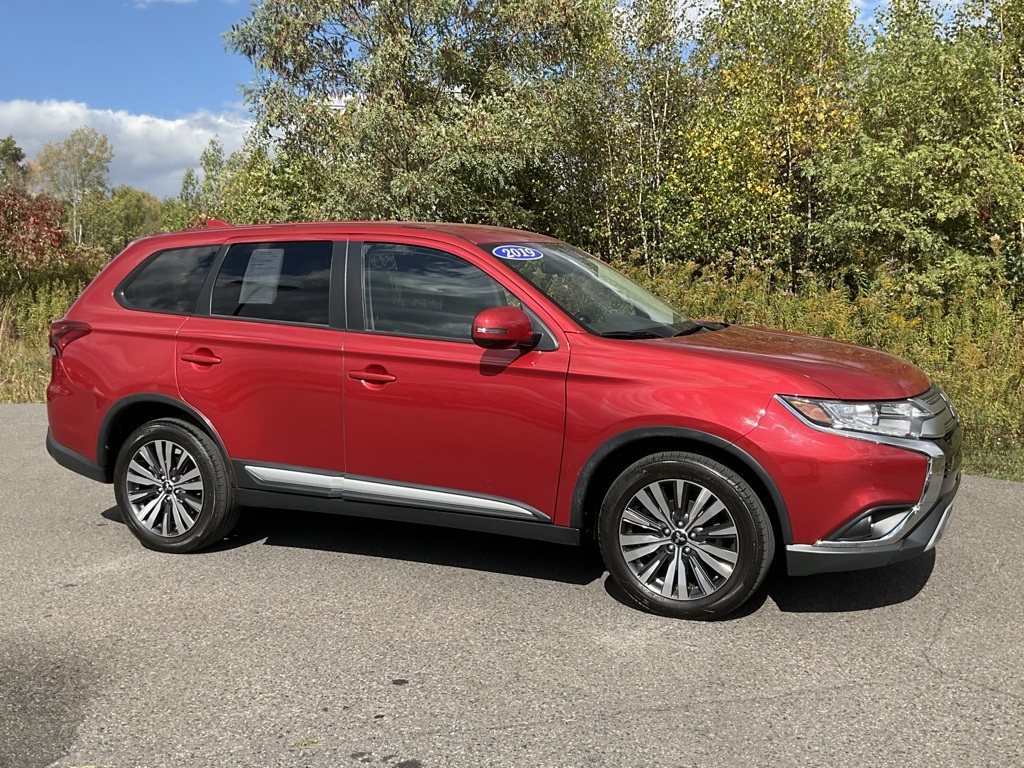 2019 Mitsubishi Outlander SE