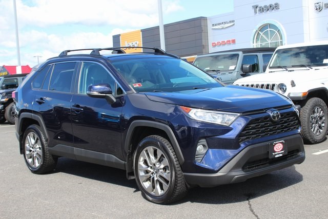 2020 Toyota RAV4 XLE Premium