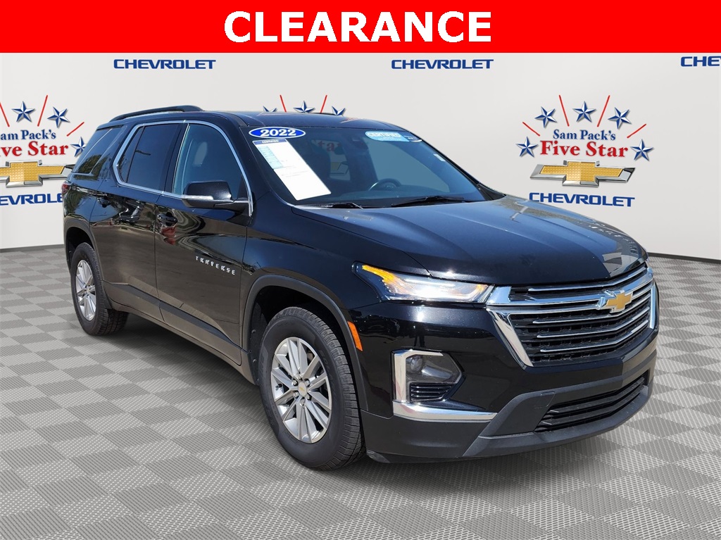 2022 Chevrolet Traverse LT Leather