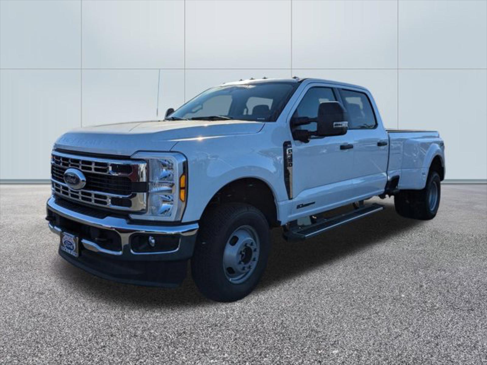 New 2024 Ford F-350 SD XLT