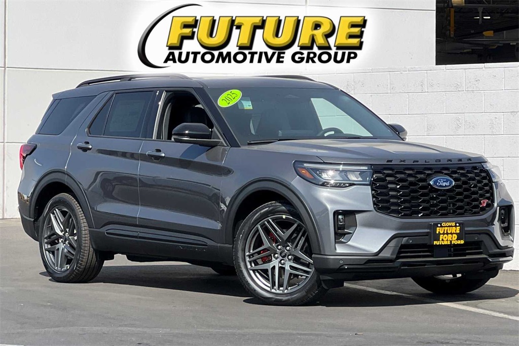 2025 Ford Explorer ST