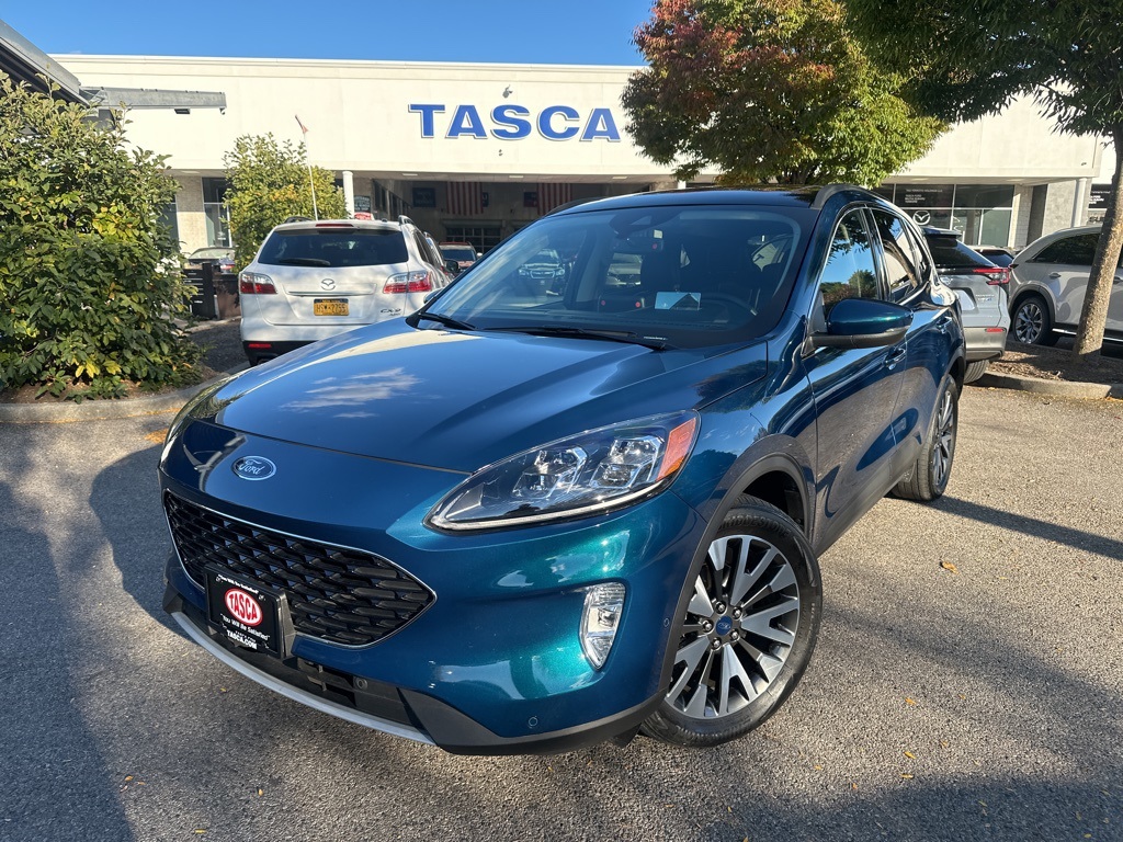 2020 Ford Escape Titanium Hybrid