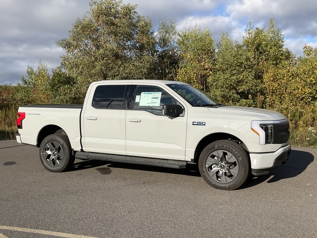 2024 Ford F-150 Lightning Flash