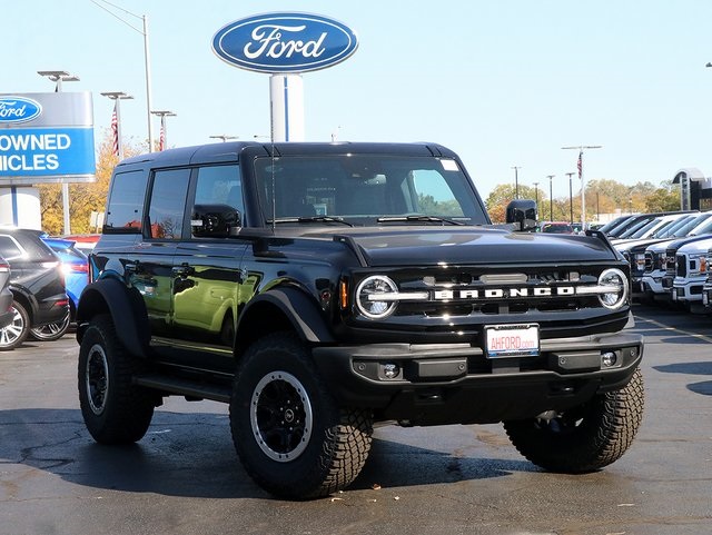 2024 Ford Bronco Outer Banks