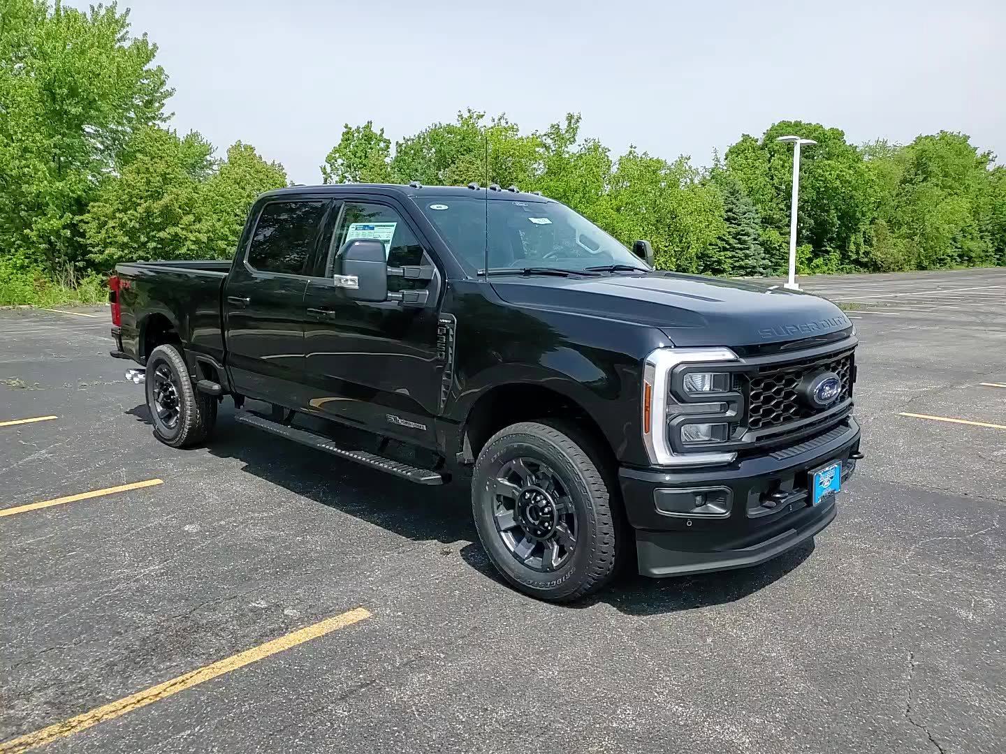 2024 Ford Super Duty F-350 SRW LARIAT