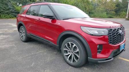 2025 Ford Explorer ST-Line