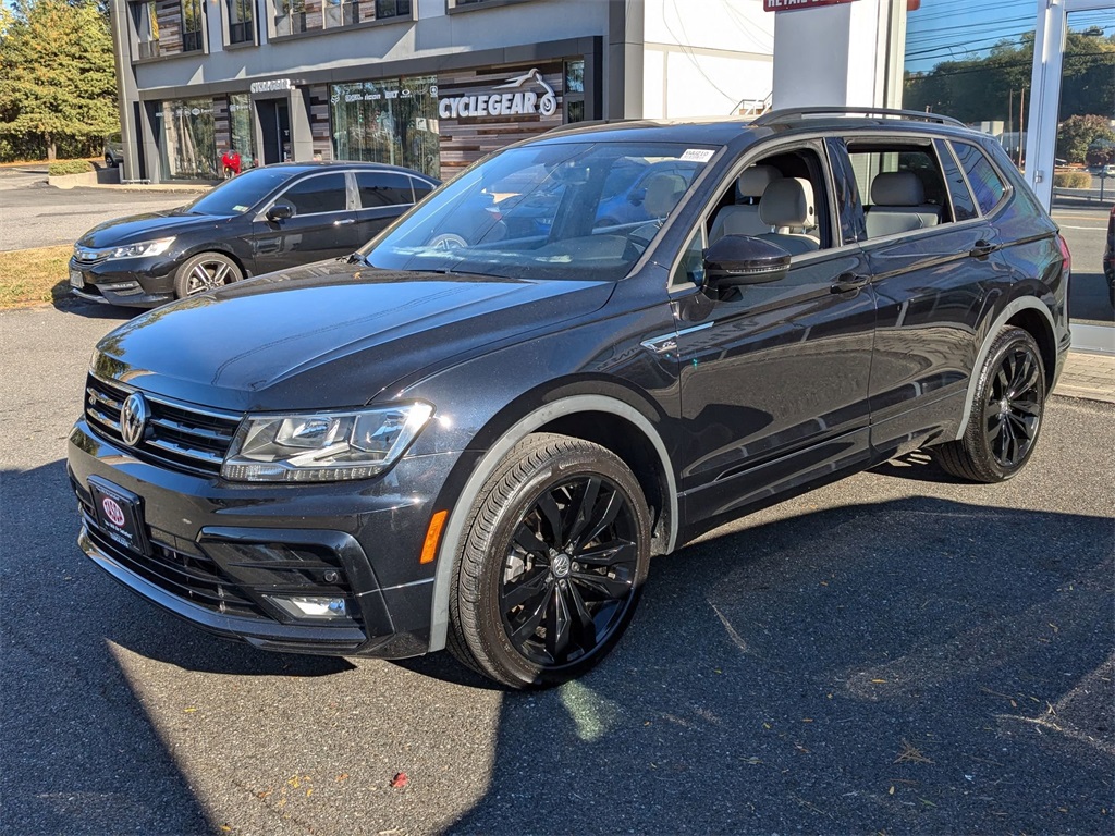 2021 Volkswagen Tiguan 2.0T SE R-Line Black