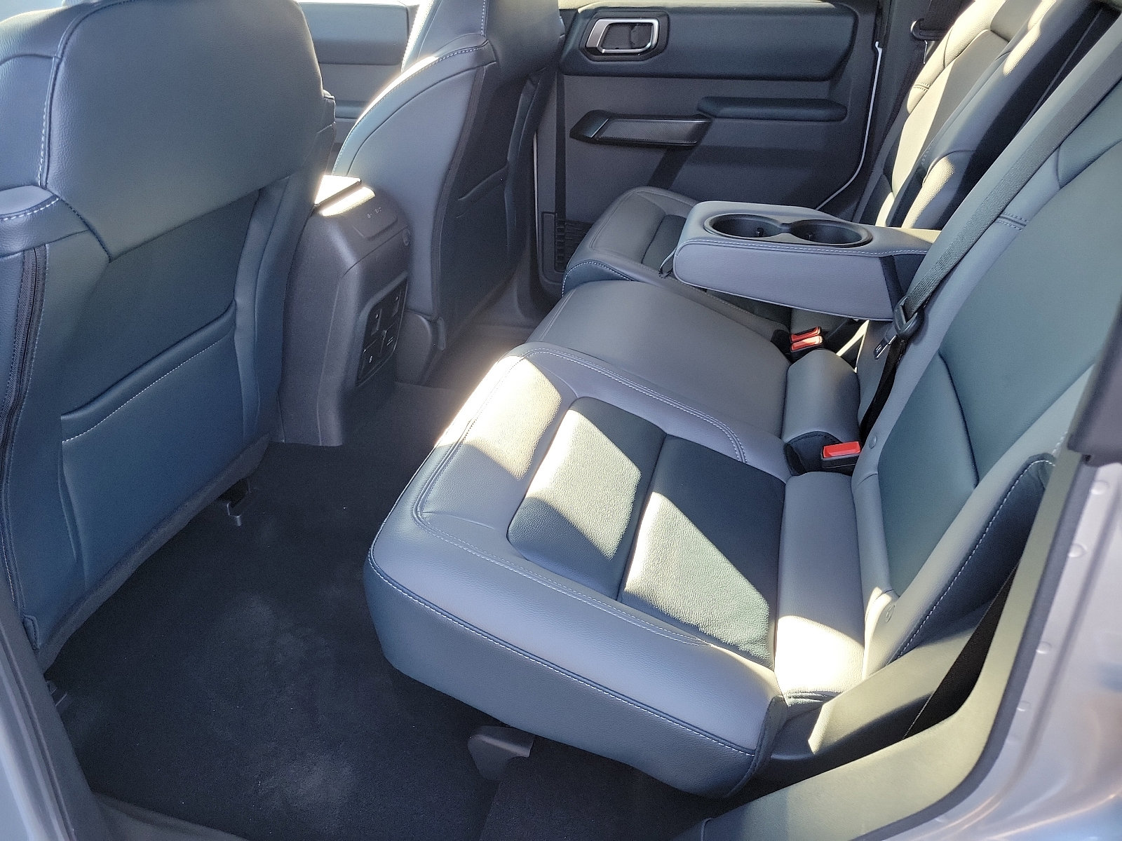 2024 Ford Bronco Outer Banks photo 9