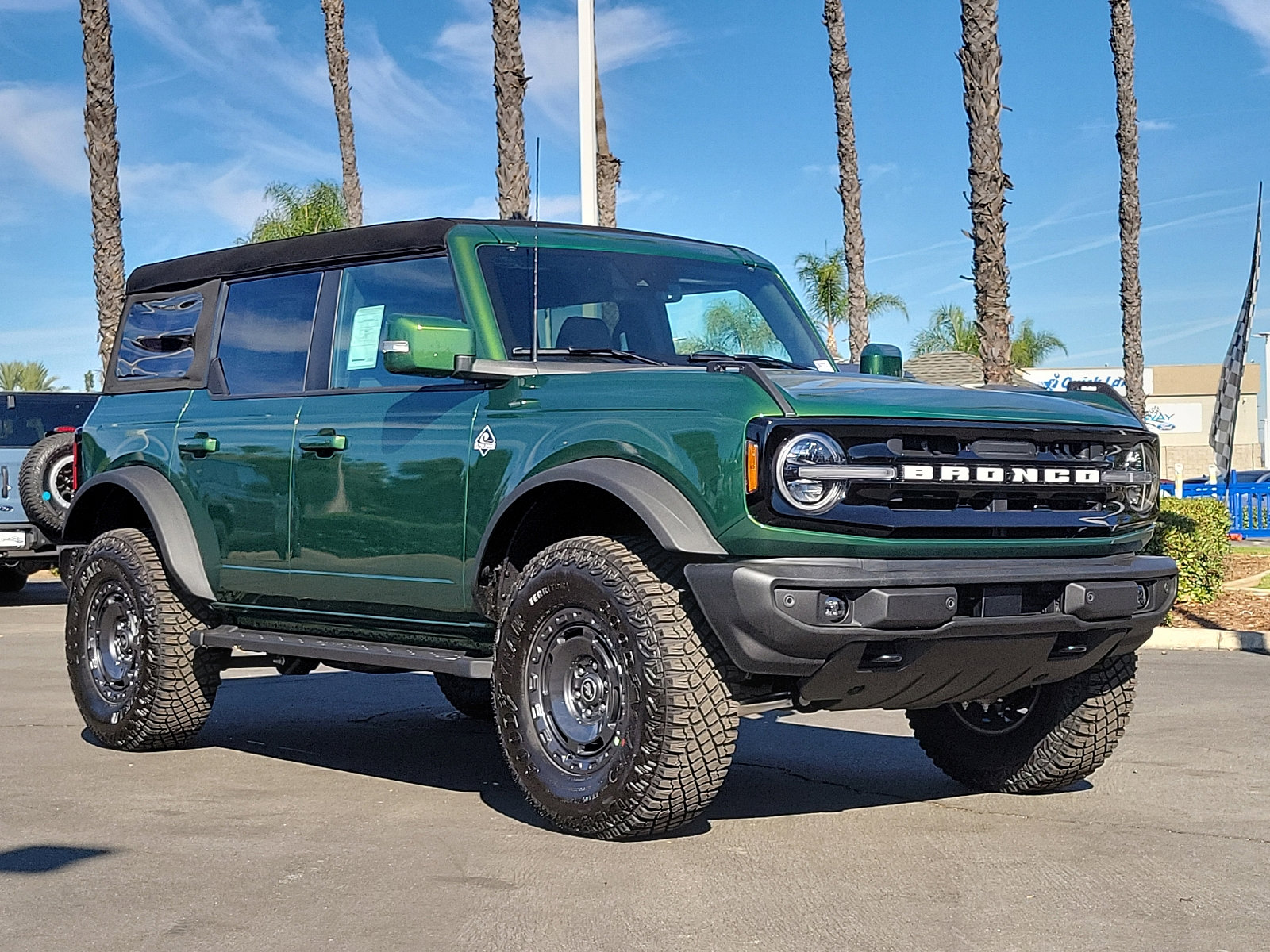 2024 Ford Bronco Outer Banks