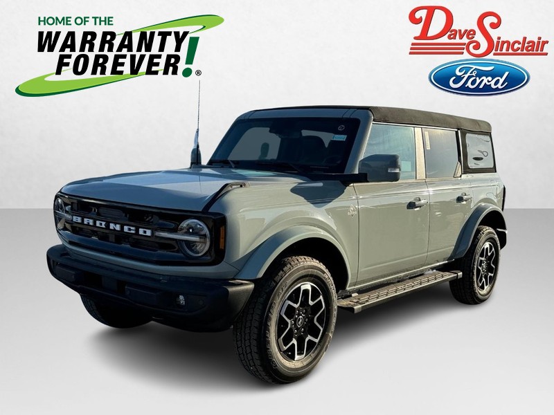 2024 Ford Bronco Outer Banks