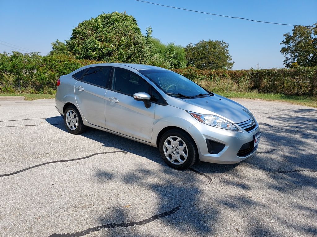 2013 Ford Fiesta SE