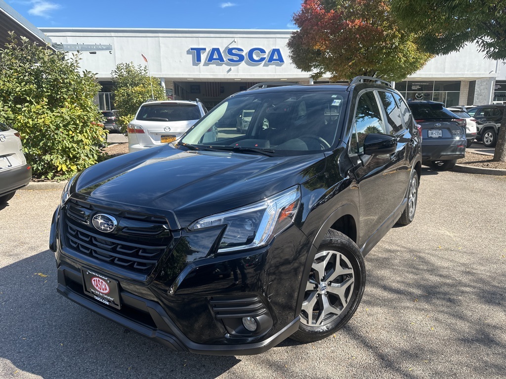 Used 2022 Subaru Forester Premium with VIN JF2SKAEC5NH452743 for sale in Yonkers, NY