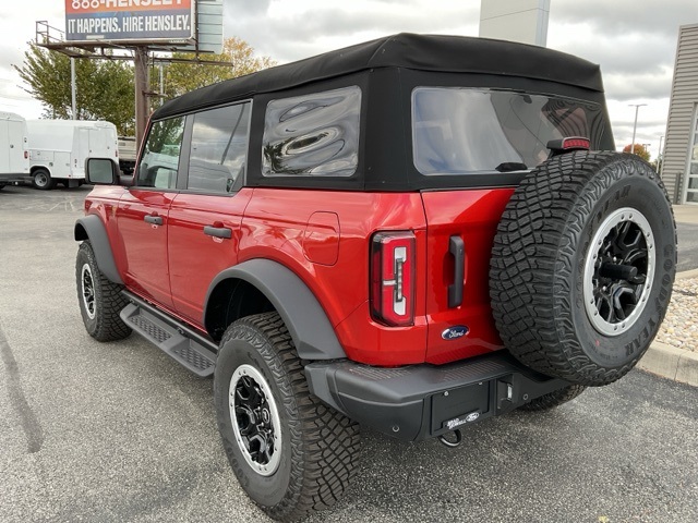 2024 Ford Bronco Badlands photo 7