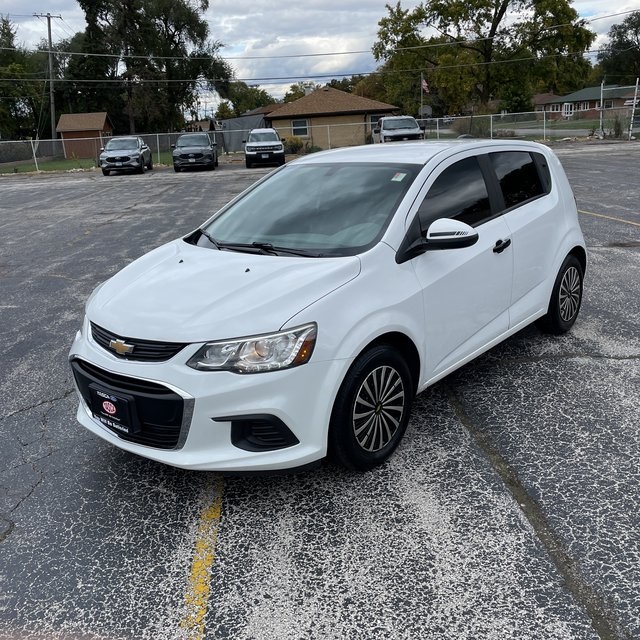 Used 2018 Chevrolet Sonic 1FL with VIN 1G1JG6SH3J4108198 for sale in Midlothian, IL