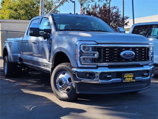 2024 Ford F-350SD LARIAT