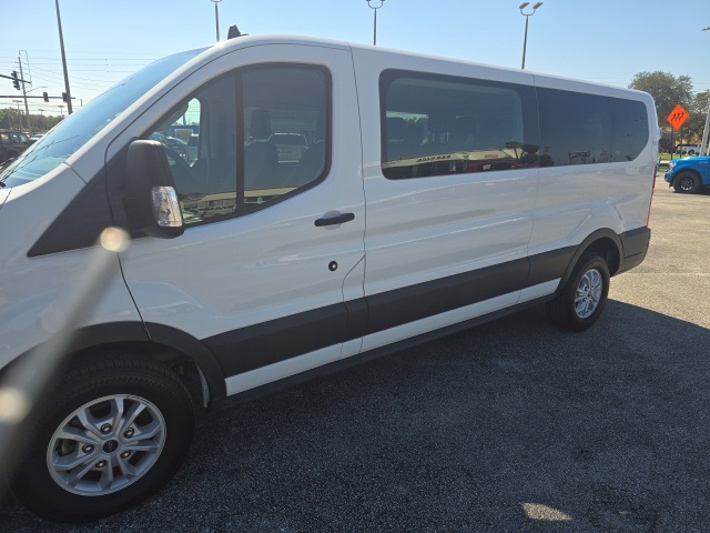 2021 Ford Transit Passenger Wagon XLT