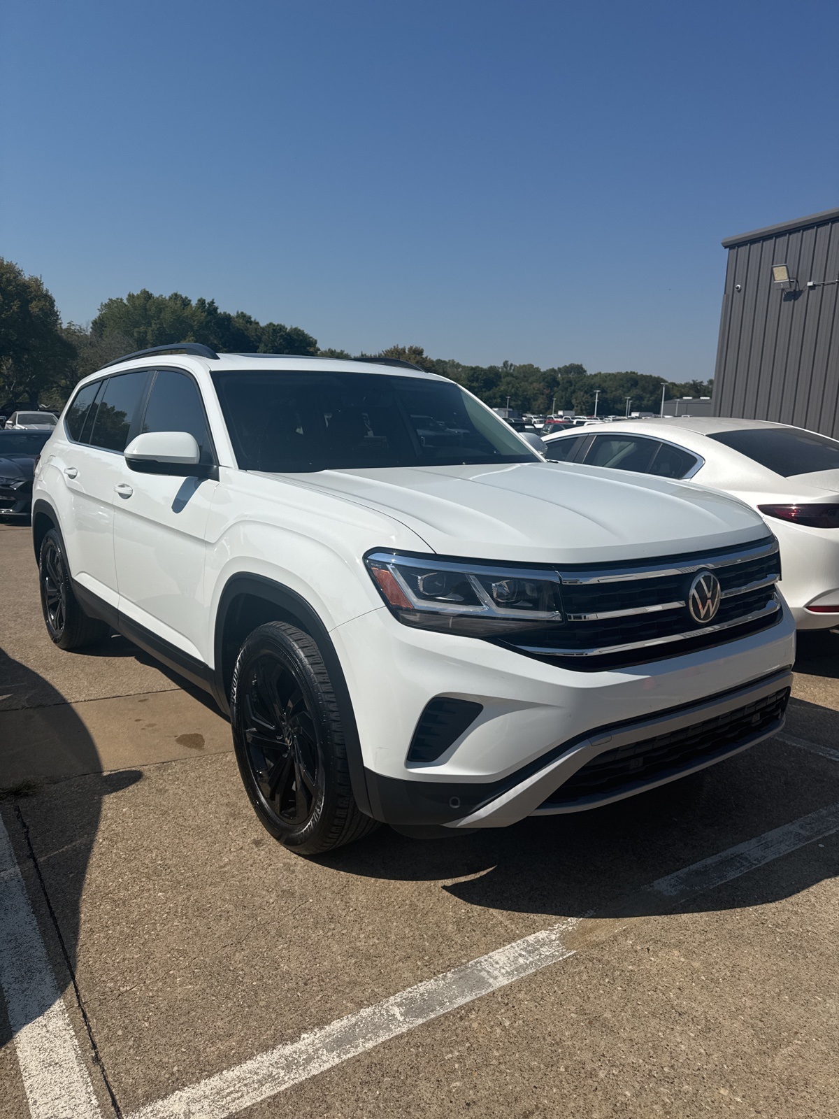 2022 Volkswagen Atlas 3.6L V6 SE w/Technology