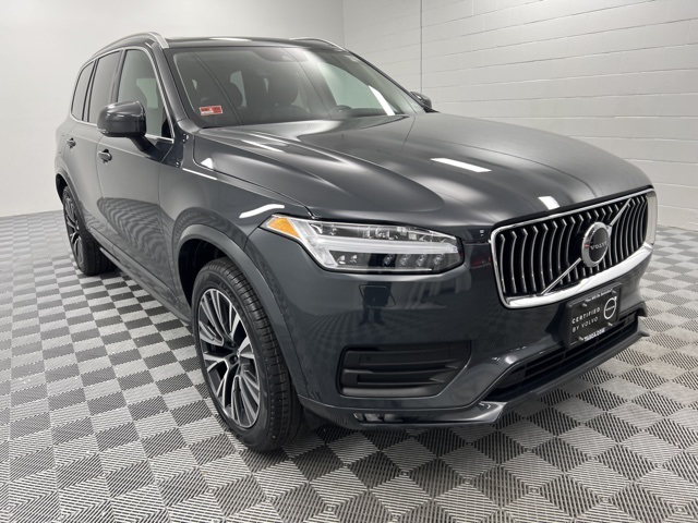 2022 Volvo XC90 T5 Momentum