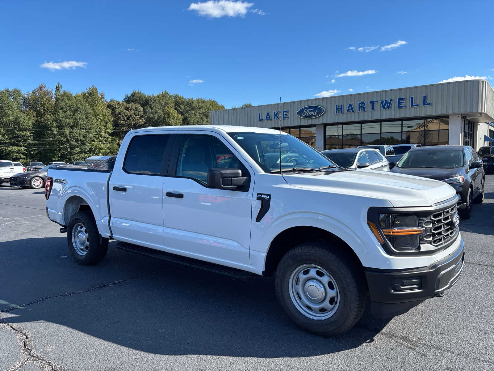 2024 Ford F-150 XL 4WD SuperCrew 5.5 Box