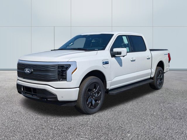 2024 Ford F-150 Lightning LARIAT