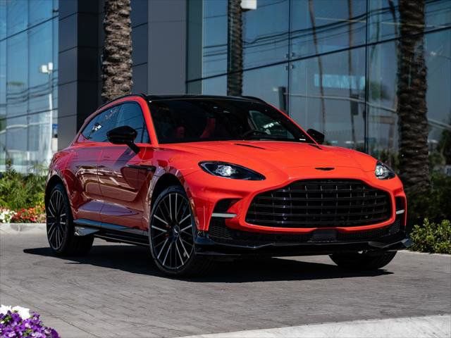 2023 Aston Martin DBX 707