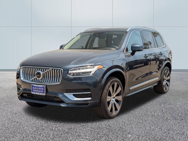 2025 Volvo XC90 Recharge Plug-In Hybrid Plus