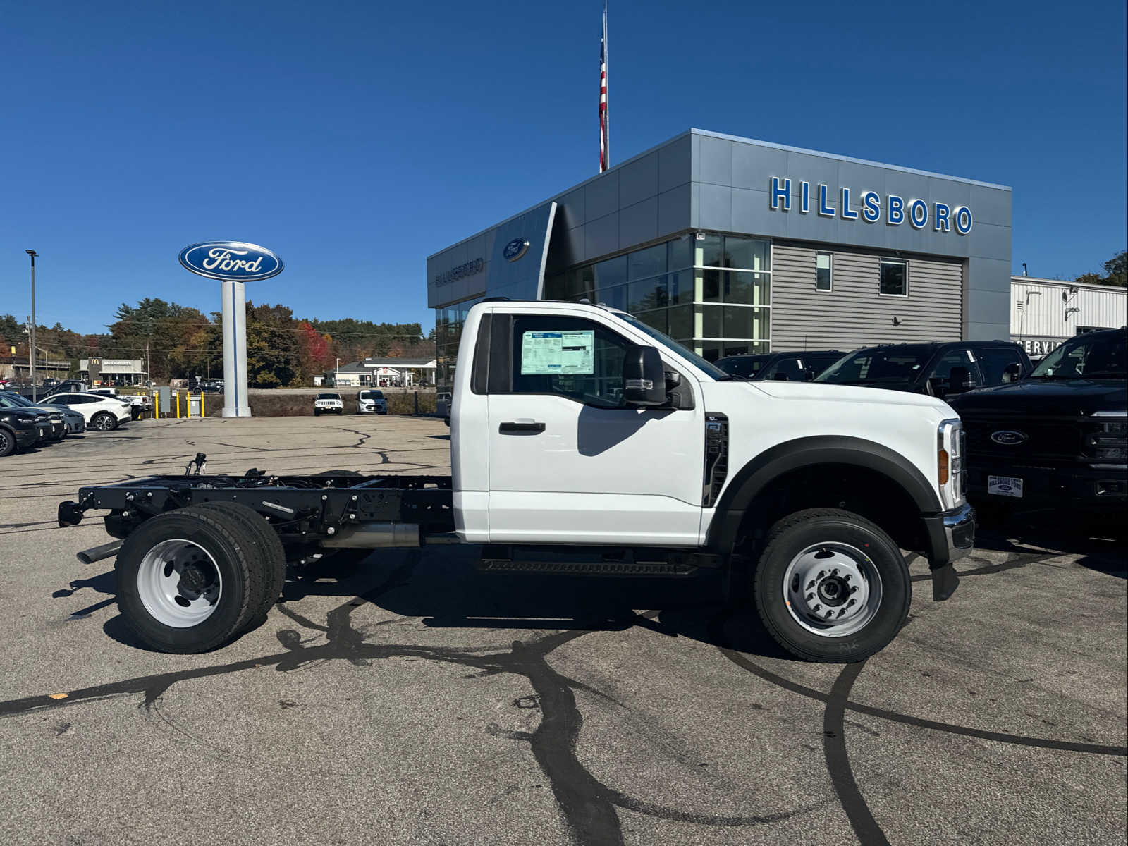 2024 Ford Super Duty F-600 DRW XL 4WD Reg Cab 145 WB 60 CA