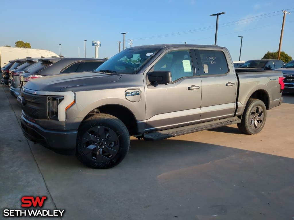 2024 Ford F-150 Lightning Flash