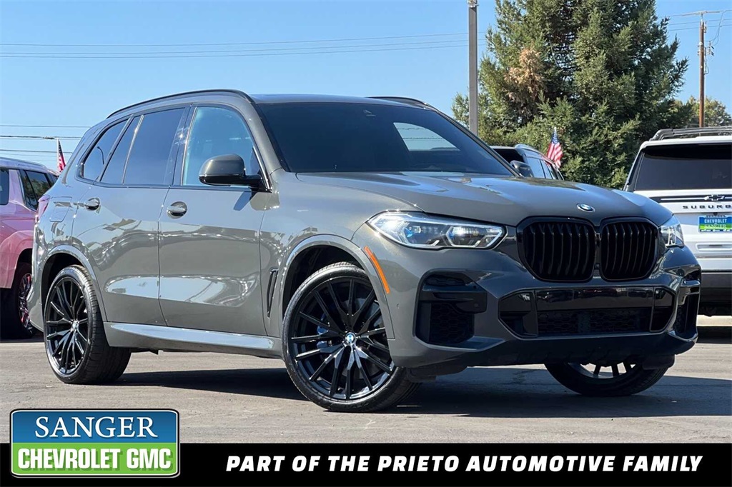 2022 BMW X5 M50i