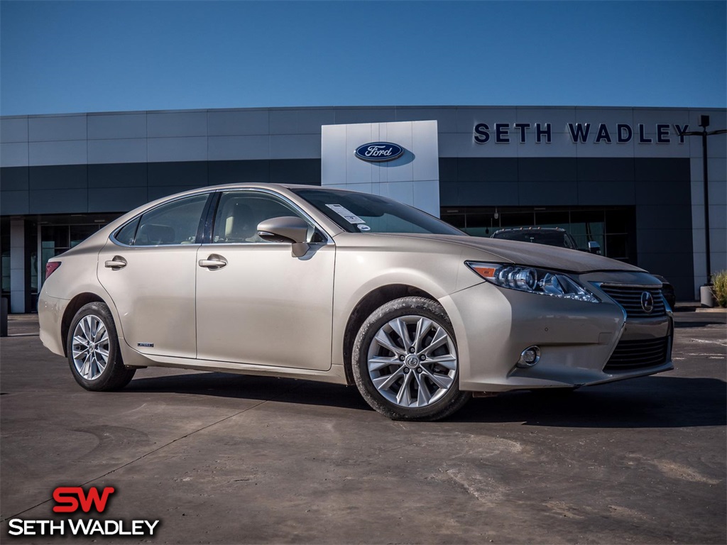 2015 Lexus ES 300H