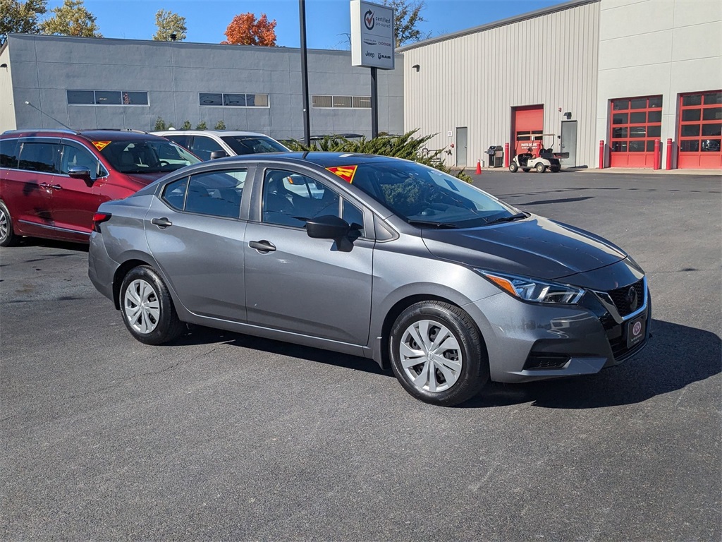 2021 Nissan Versa 1.6 S